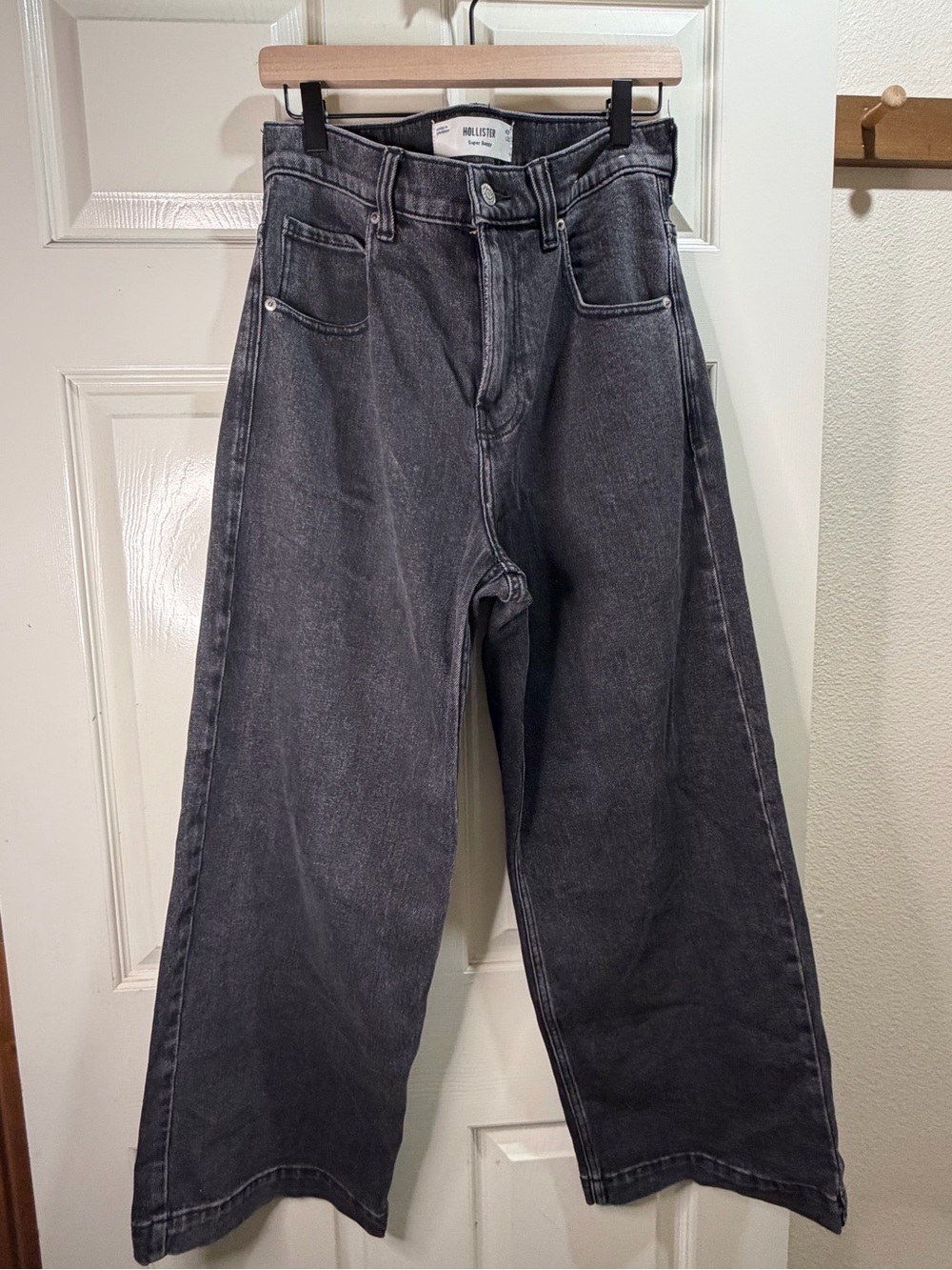 Hollister Men's Washed Black Bootcut Jeans